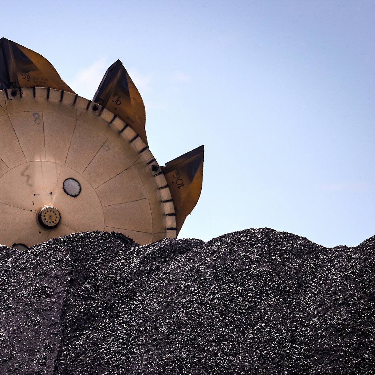 ¿Colombia incumpliría TLC con Israel al prohibir exportación de carbón?