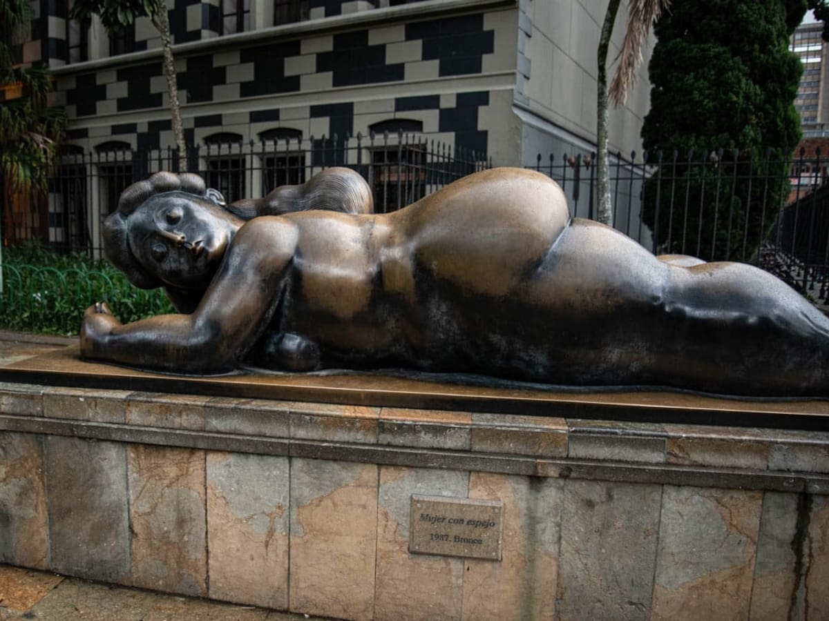 Estatuas de Fernando Botero en Medellín en riesgo por falta de mantenimiento