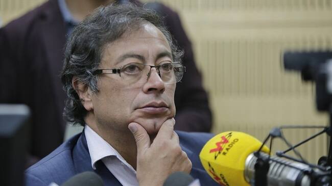 Gustavo Petro afirmó que esta nueva coalición no solo presentará candidatos, sino también trabajará en torno a acuerdos programáticos y saldrá a las calles a defender causas comunes. Foto: Colprensa