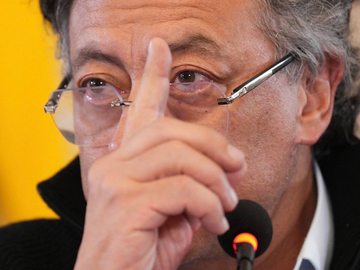 Petro advierte a disidencias Farc que el Gobierno volvería a la fumigación con glifosato en el Cauca