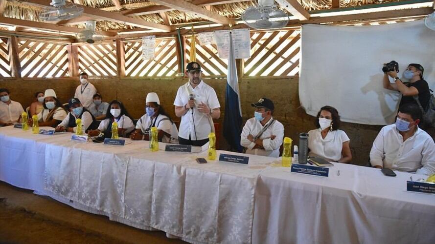 Gobierno entrega medidas de protección a miles de indígenas del pueblo Arhuaco. Foto: Cortesía MinInterior