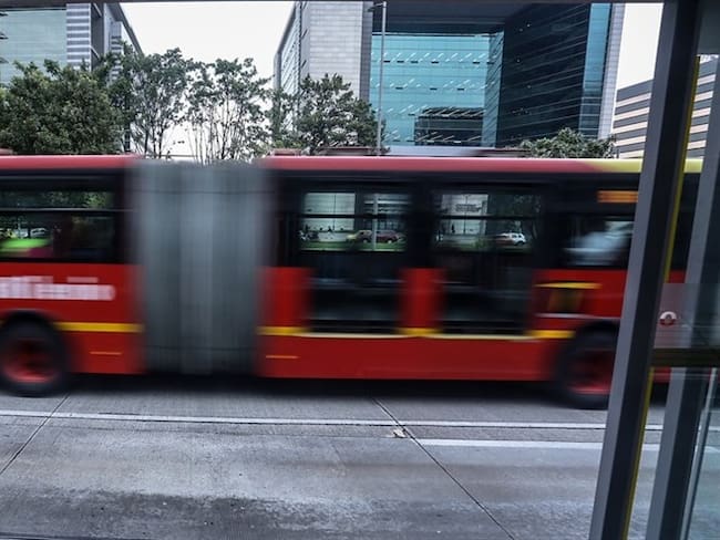 Transmilenio por la calle 13 divide al Concejo de Bogotá