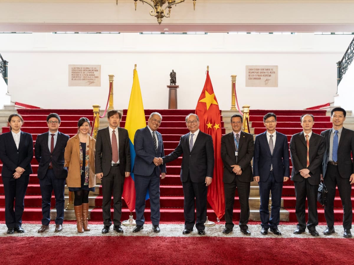 Crisis climática, infraestructura, educación y cultura: los temas entre Colombia y China
