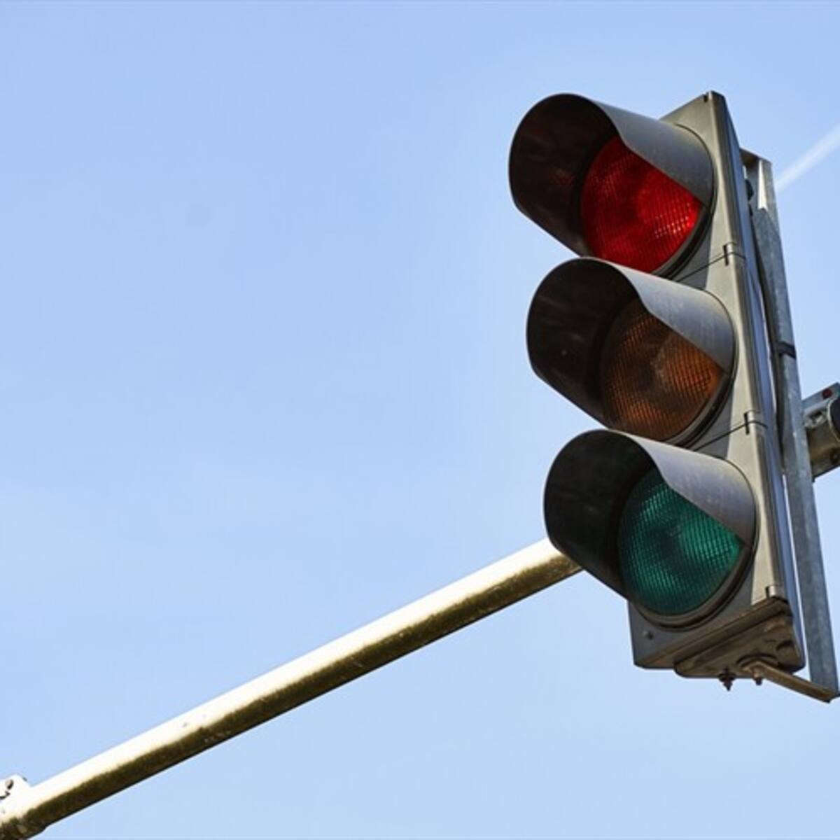 ¿Qué es y cuánto vale el impuesto de semaforización?