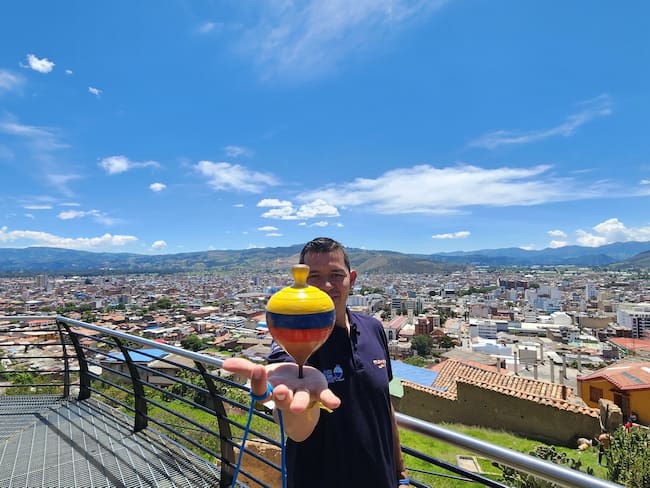 Soluciones W: Wilson, ‘el man del trompo’, viajará al Mundial gracias a Atrápalo