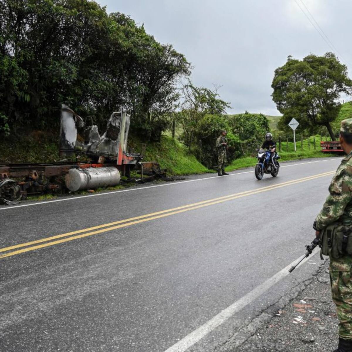 Los grupos armados siempre han decidido quién entra o sale del territorio: víctimas del paro armado