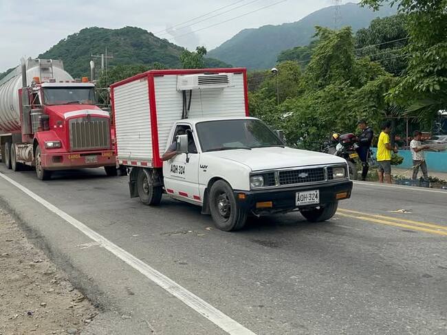 Cierre de la Troncal de Oriente a la altura de la Zona Bananera/ Carlos Julio Araujo