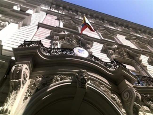 Cambios en Embajadas de Colombia en Canadá y Australia