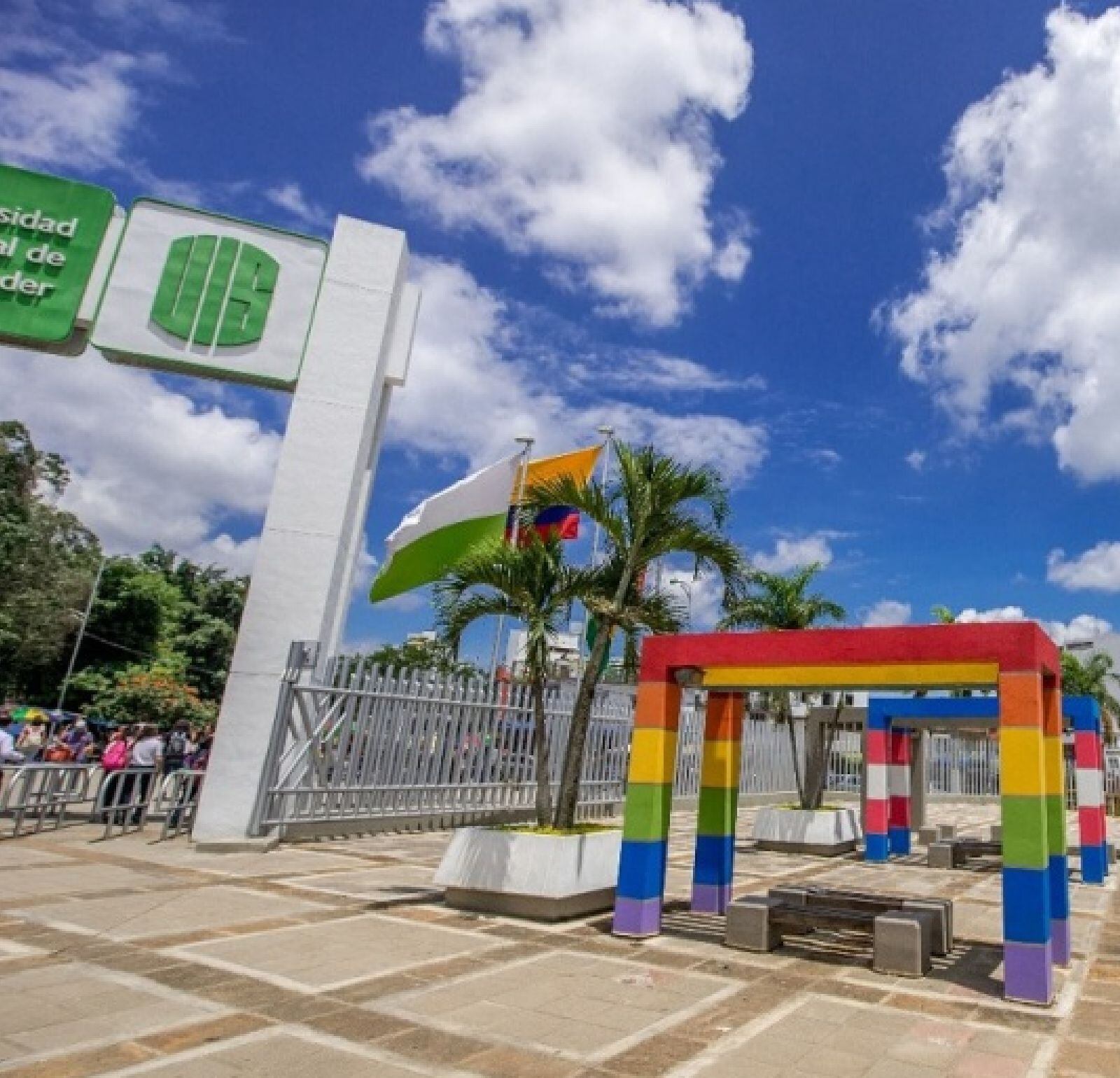 UIS/ tomada de la UIS