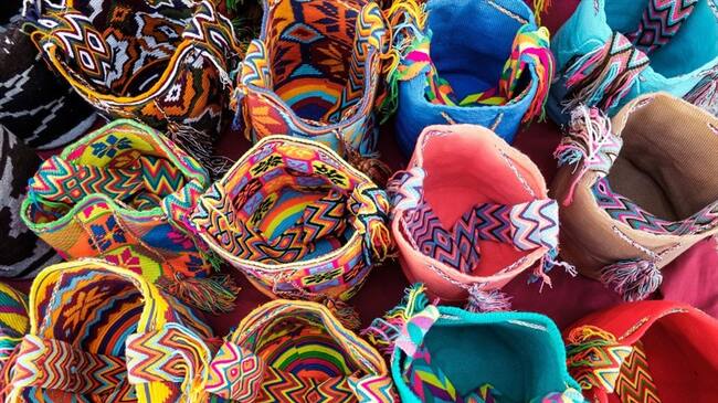 Expertos analizaron en Sigue La W qué tan viable es crear políticas que apoyen la compra nacional.. Foto: Getty Images