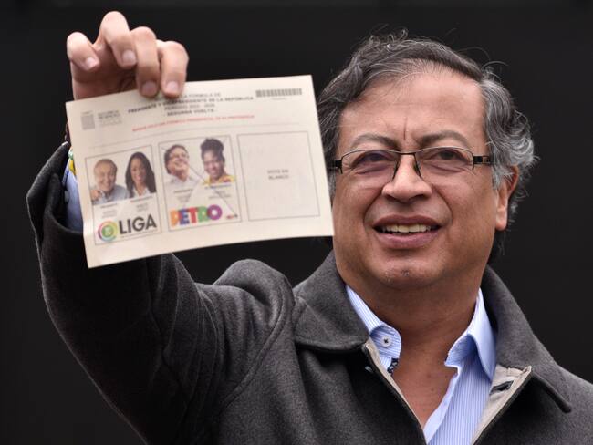 Este lunes 20 de junio, en La W con Julio Sánchez Cristo, conversamos sobre aquello que esperan los colombianos del presidente electo, Gustavo Petro. (Foto: Guillermo Legaria / Getty Images)