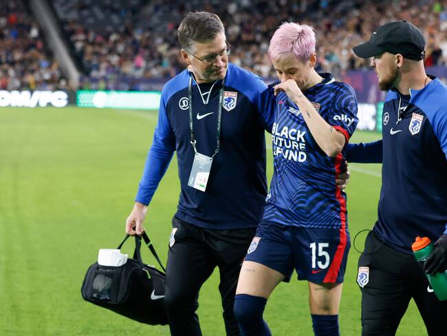 Megan Rapinoe sale lesionada. Foto: EFE.