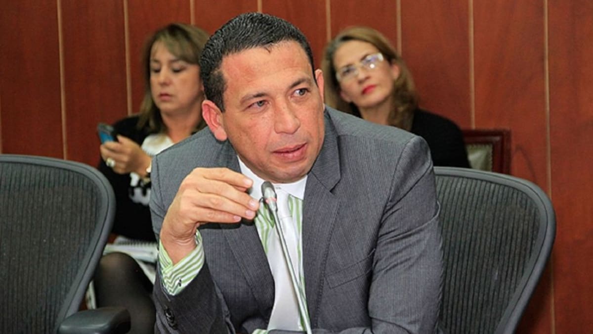 Laureano Acuña respondió a denuncias sobre millonario préstamo para la campaña de Eduardo Verano