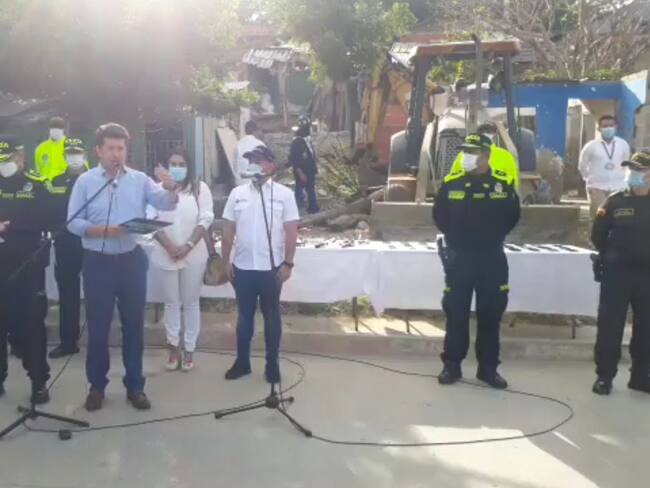 Las declaraciones se hicieron en medio de la rueda de prensa realizada en la capital del Atlántico. Foto: Cortesía, Policía Metropolitana de Barranquilla.