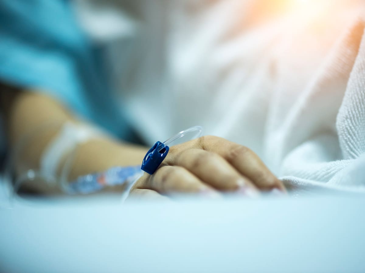 ¿Deben acabarse las EPS? Opinan pacientes, hospitales y académicos