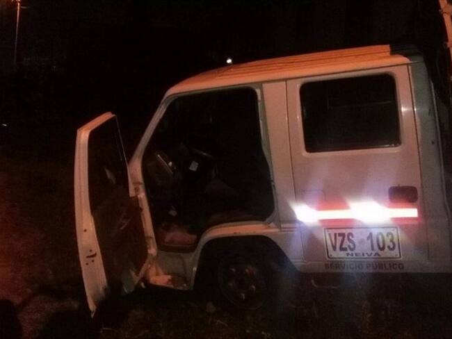 El automotor estaba estacionado y uno de los estudiantes, al parecer, manipuló el freno de emergencia. Foto: Cortesía