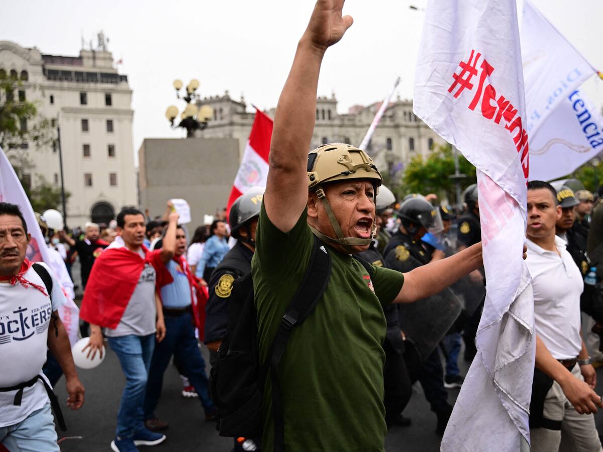 Elecciones anticipadas en Perú podrían restablecer la paz social en el país: ONU