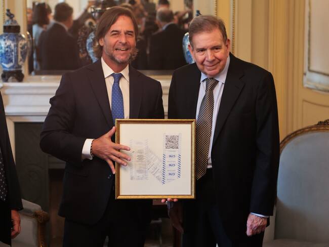 Luis Lacalle Pou y Edmundo González Urrutia FOTO: EFE/ Gaston Britos