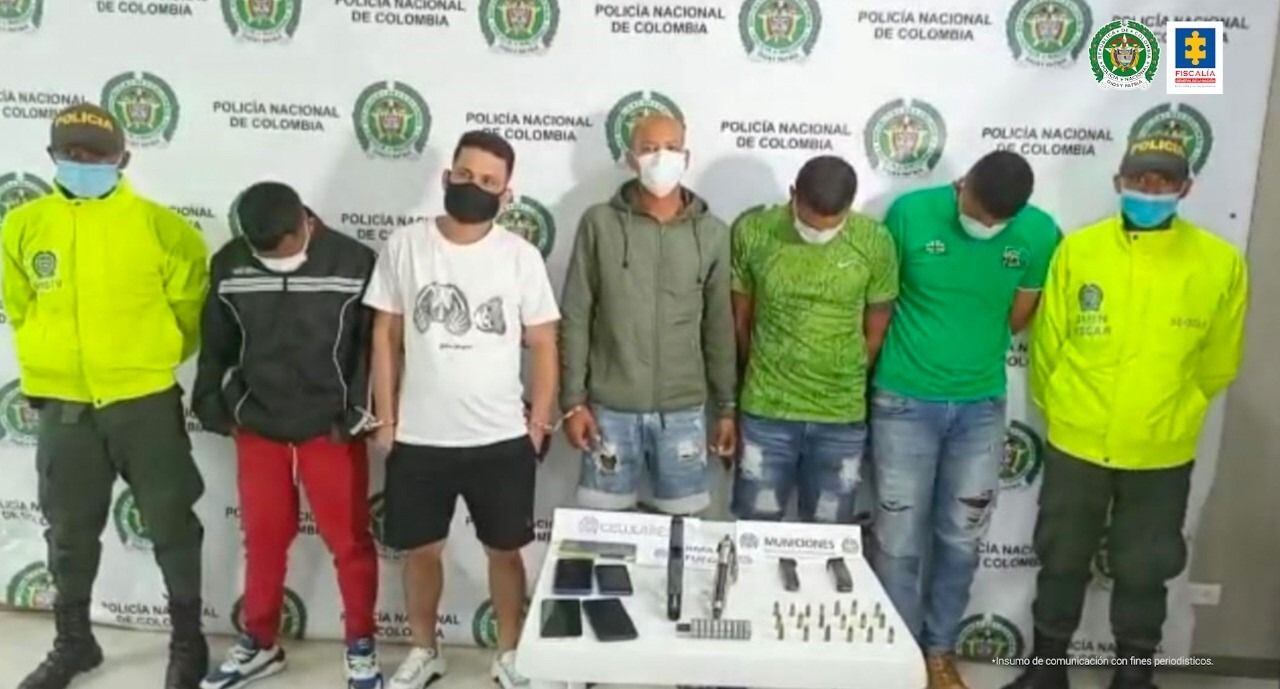 Tres de las capturas se dieron por orden judicial y dos más en flagrancia. Crédito: Cortesía Fiscalía.