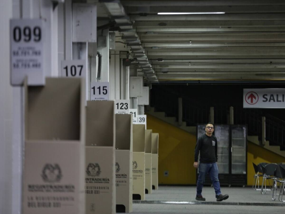 Registraduría alerta que candidatos estarían recibiendo apoyo de las bandas criminales