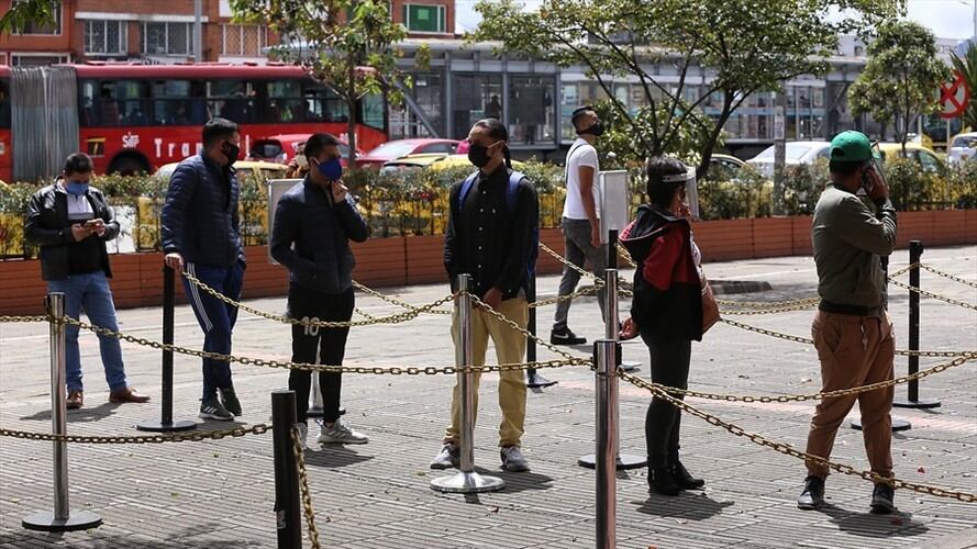 La alcaldesa se encuentra reunida en este momento con el ministro discutiendo esa propuesta.. Foto: Colprensa