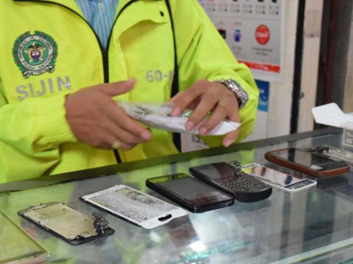 Policía Nacional recuperó celulares en la calle 13 de Bogotá