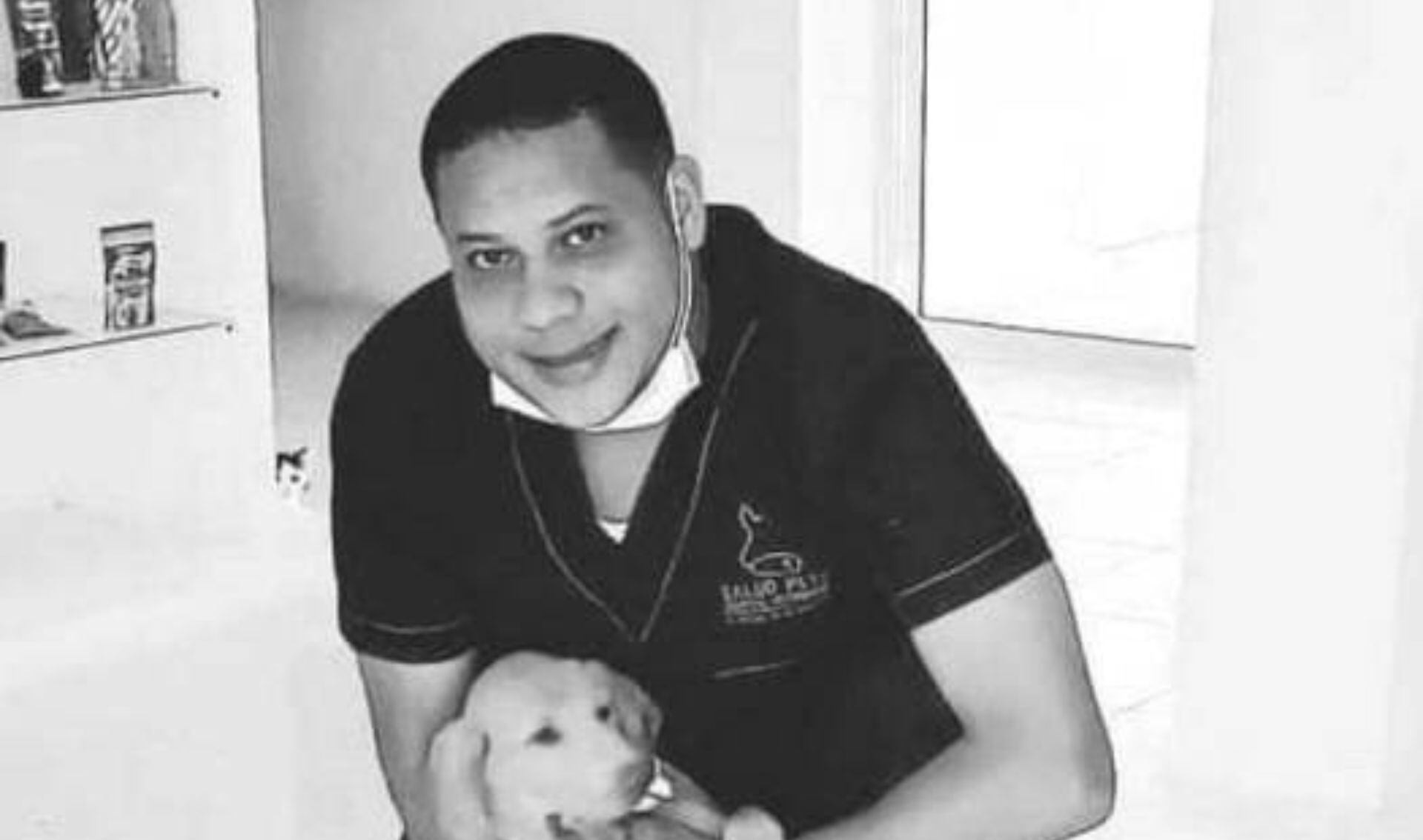 Alexander Rodríguez veterinario