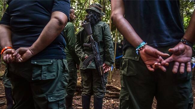 La Fiscalía capturó a Yolanda González García, alias Cecilia y Yonnier Emilio Pinzón Mogollón, alias None. Foto: Getty Images