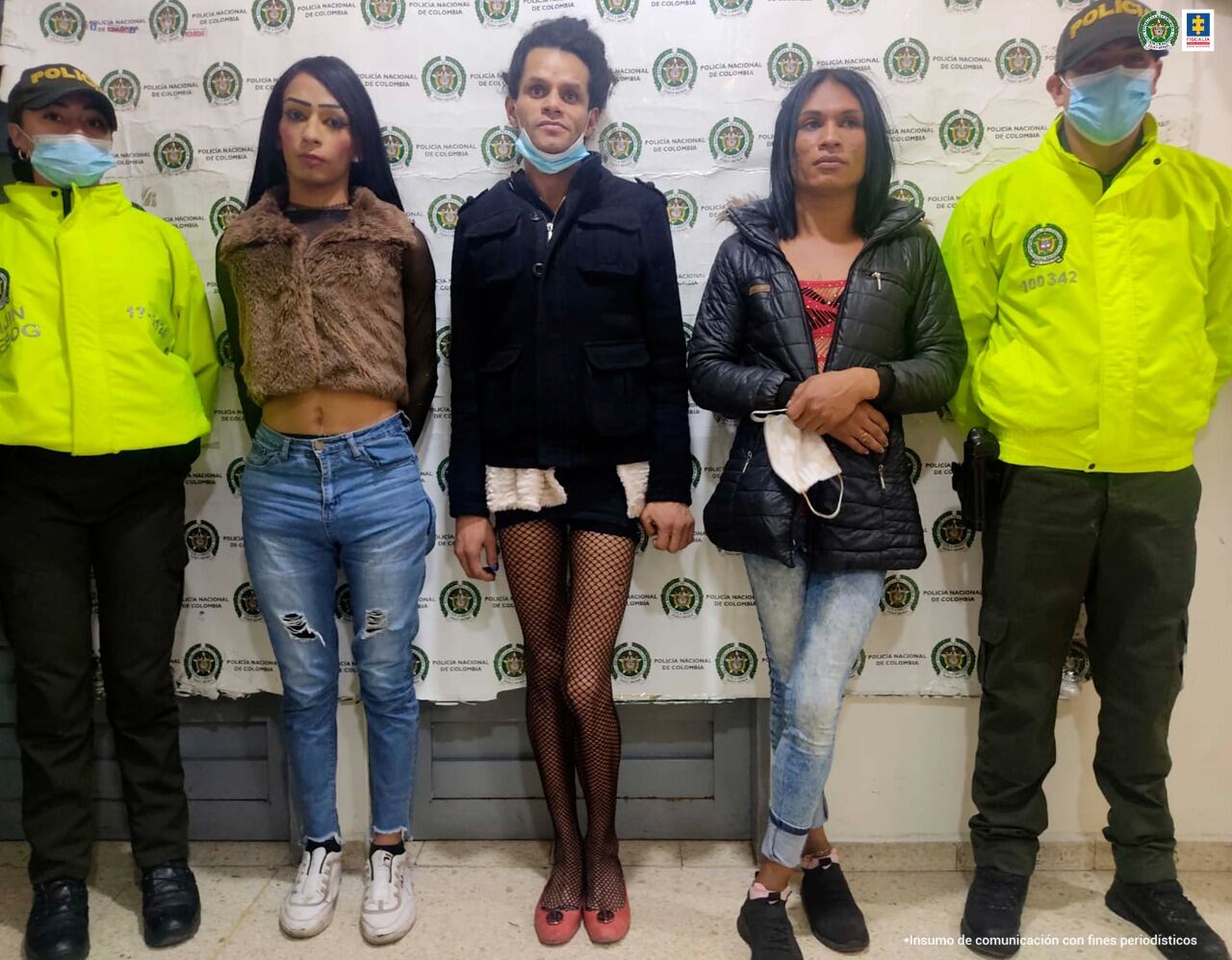 Capturan a supuestos ladrones que atacaban a sus víctimas con sustancias químicas. Foto: Cortesía Fiscalía