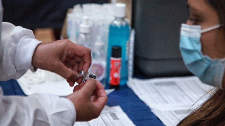 Vacunación COVID-19 Santa Marta. Foto: Colprensa