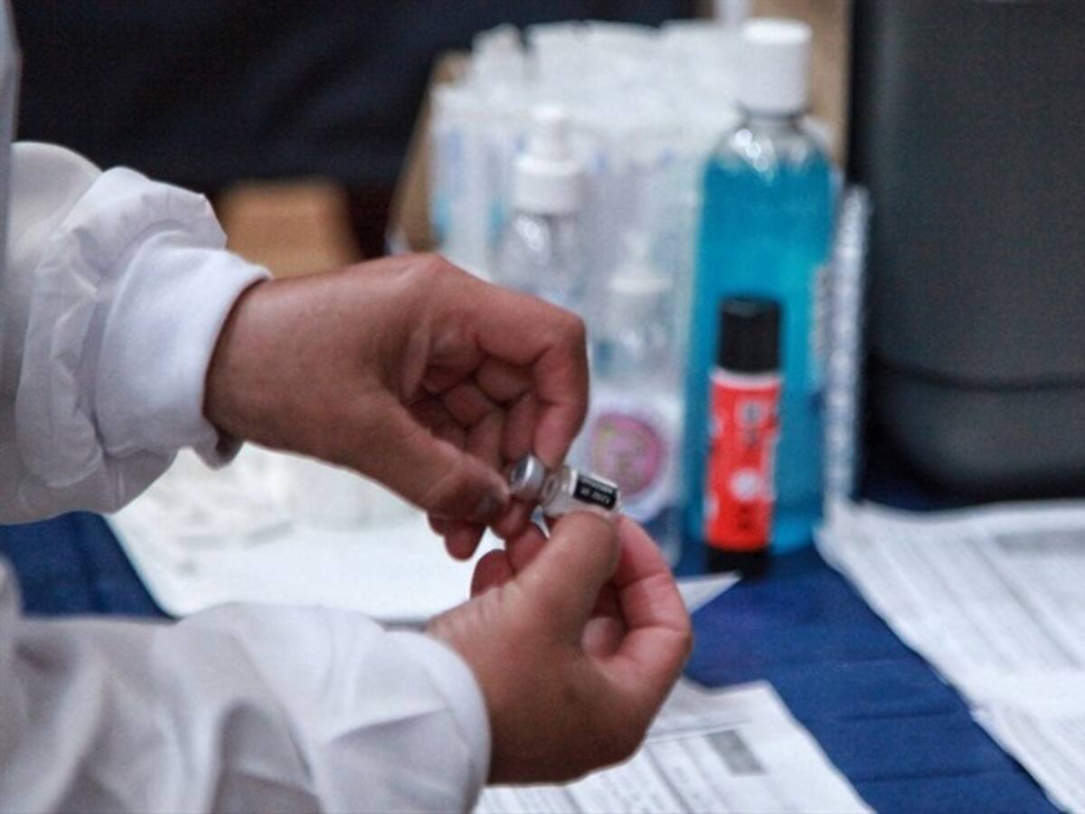 Inició vacunación COVID-19 para mayores de 25 años en Santa Marta