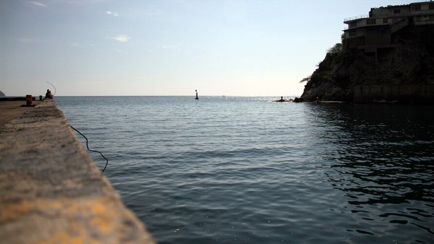 La infraestructura diseñada cuenta con un sistema de rampa en concreto (Ro/Ro) que facilitará el embarque y desembarque de las embarcaciones tipo “convoy”. Foto: Colprensa