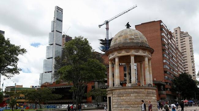 En el último año fueron presentadas 368 denuncias por robo de bolsos, celulares, relojes, cadenas y paquetes en el polígono de la Avenida Jiménez y la Calle 19. Foto: Colprensa