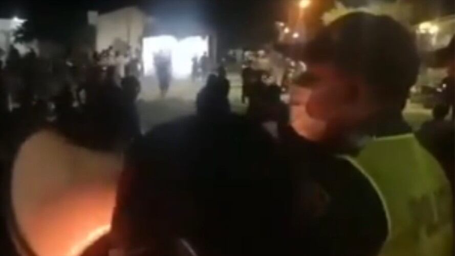 Policía intervino procesión en Lorica. Foto: Policía