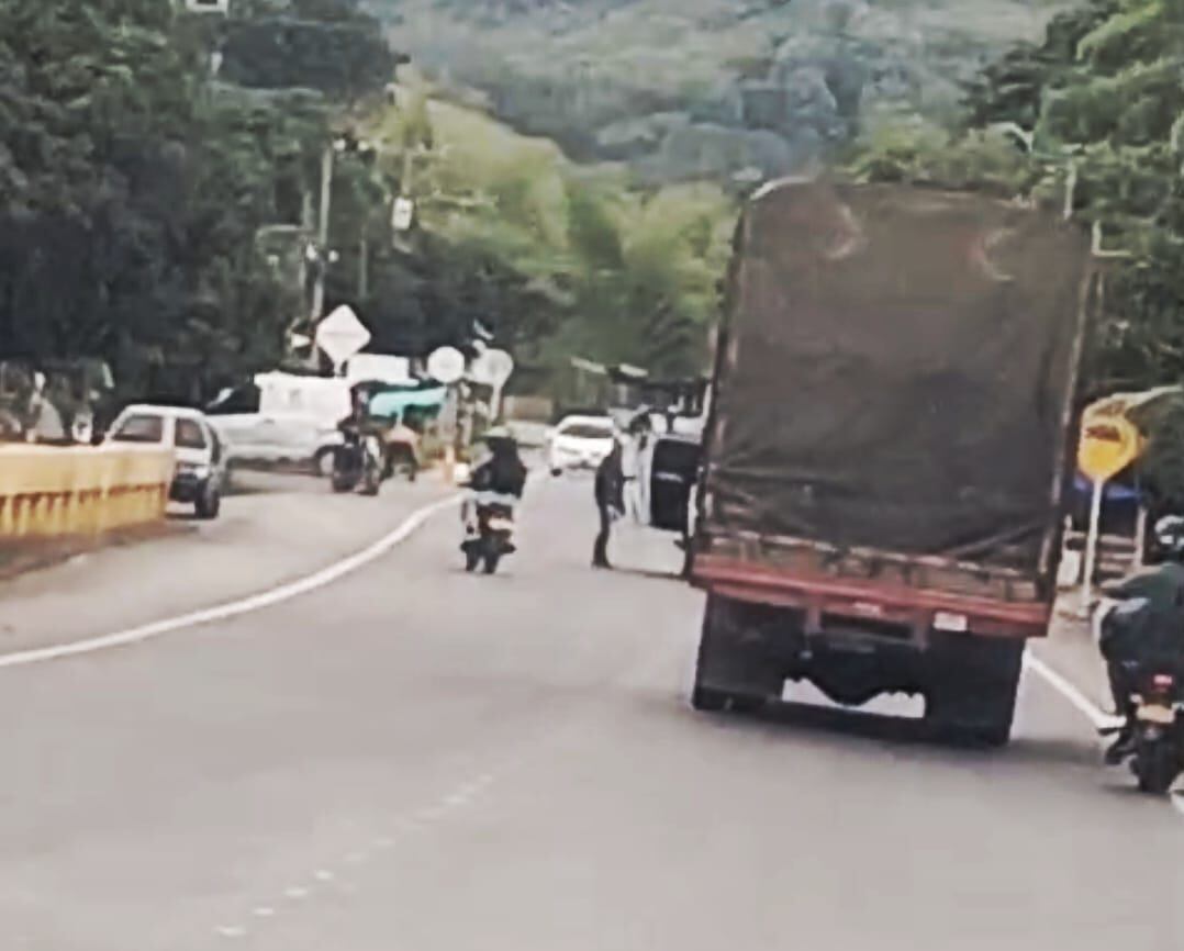 Los hechos se registraron en la vía Panamericana entre Popayán y Cali. Crédito: Red de Apoyo Cauca.