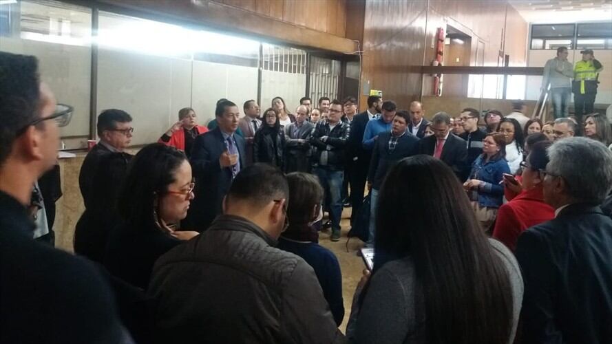 Según los denunciantes, los ascensores funcionan en malas condiciones o están fuera de servicio desde hace más de un año. Foto: Laura Palomino