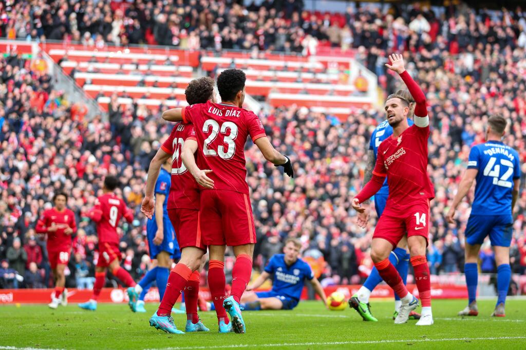 Luis Diaz con el Liverpool ante el Leicester. (Photo by Robbie Jay Barratt - AMA/Getty Images)