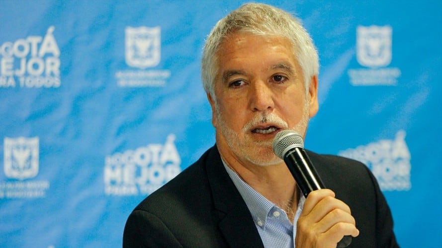 Enrique Peñalosa no alcanzó a recoger firmas para avalar su candidatura presidencial. Foto: Colprensa
