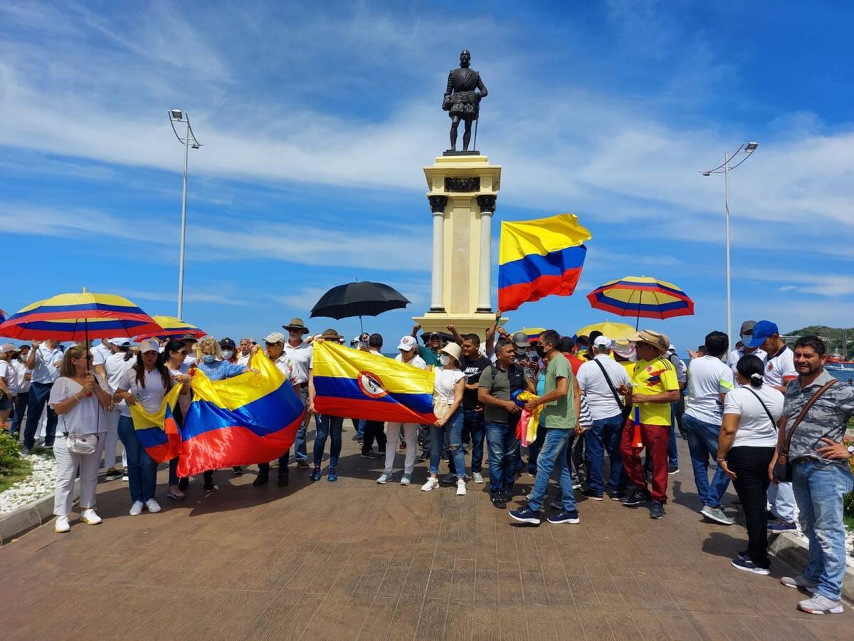 Santa Marta se suma a las protestas en contra del presidente Gustavo Petro