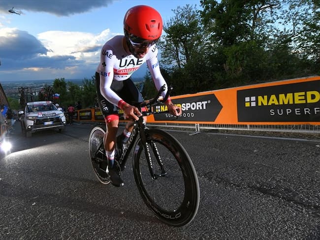 El ciclista Fernando Gaviria (UAE - Team Emirates) terminó cuarto en la segunda etapa del Giro de Italia. Foto: Getty Images
