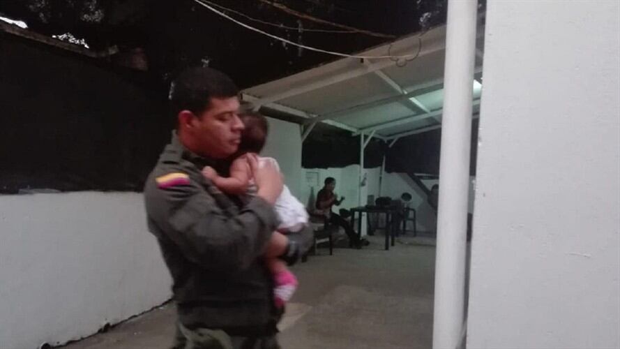 Rescatan a bebé venezolana . Foto: Colprensa