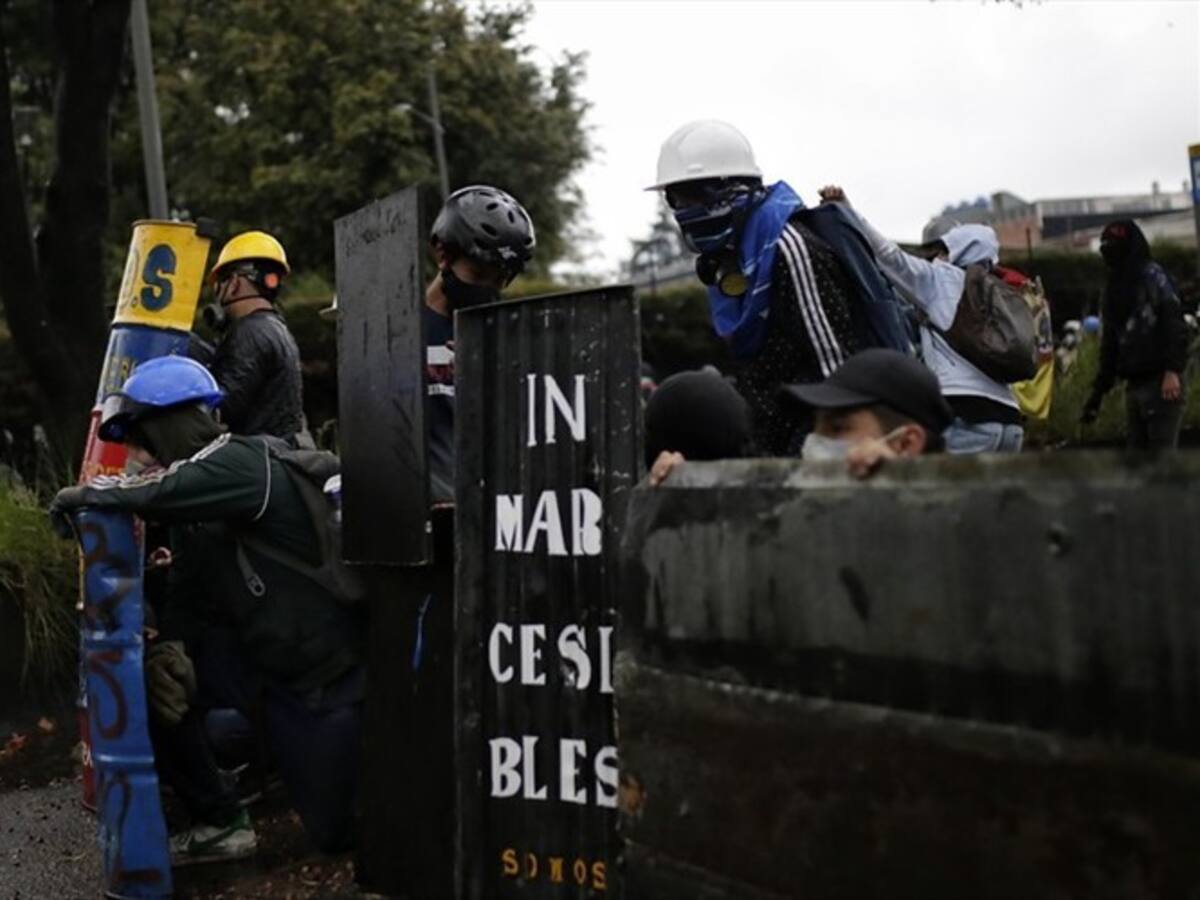 Lo que opina la Primera Línea de Bogotá del anuncio de suspender el paro
