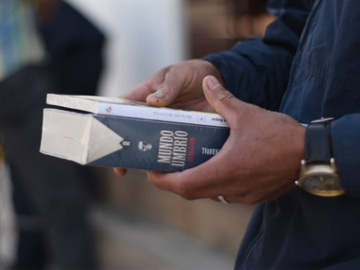 Alimentos del PAE y libros llegan a las zonas rurales de Paipa