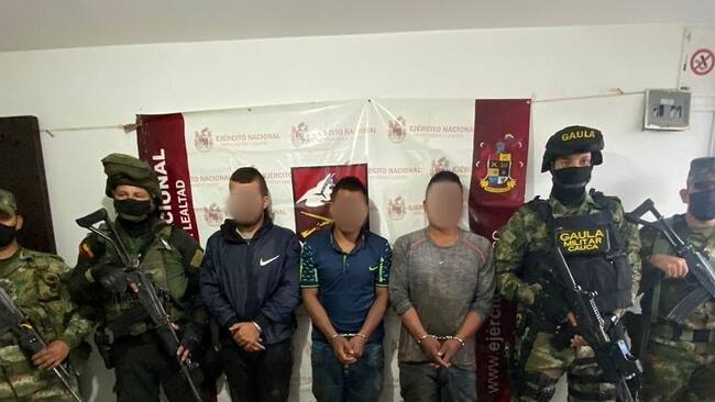 Fueron capturados tres integrantes de la estructura Jaime Martínez incluido alias ‘El Puma’. Crédito: Ejército.