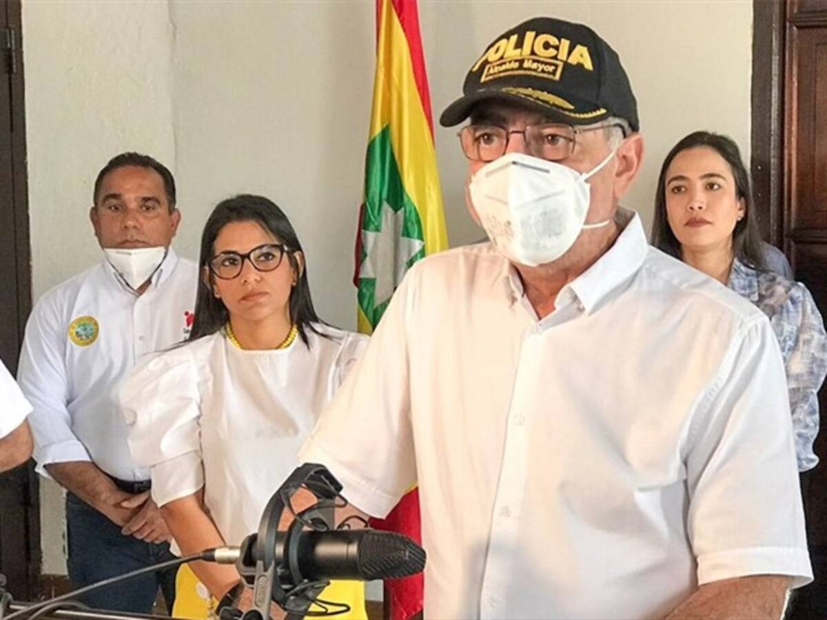 Los anuncios del Alcalde de Cartagena sobre Aquarela, antenas e invasión en la playa