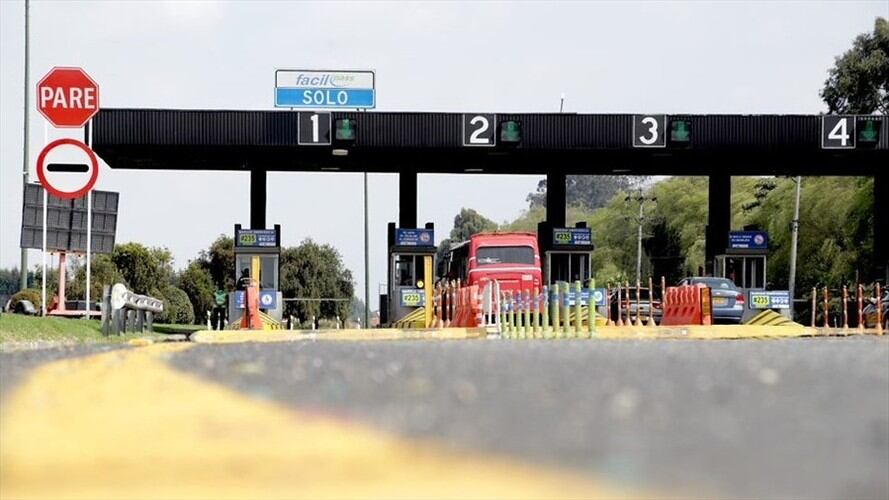 Los Llanos, El eje cafetero y en Antioquia son las zonas con los peajes mas costosos. Foto: Colprensa