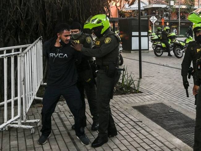Las personas no están en la obligación de mostrar su celular durante una requisa. Foto: Getty Images