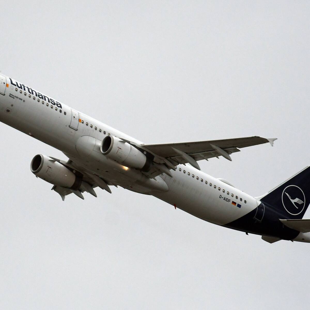 Lufthansa canceló vuelo de Bogotá hacia Frankfurt por contagio de COVID-19 de la tripulación