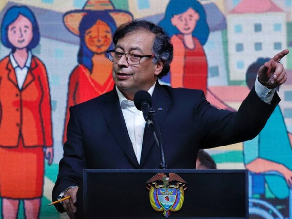 “La cocaína, el petróleo y el carbón funcionan de la misma manera”: presidente Petro