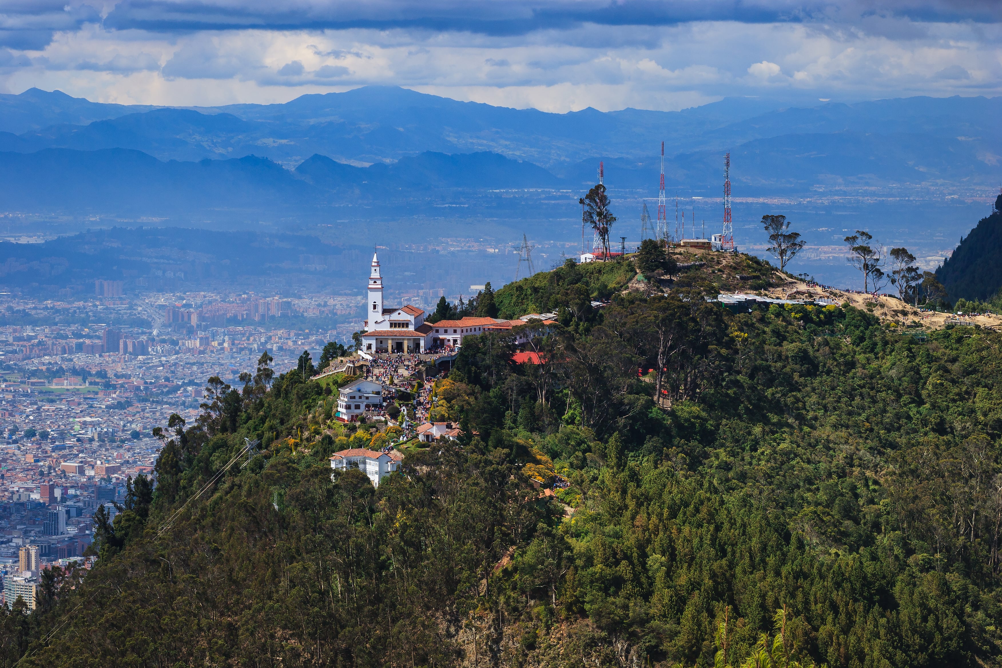 Cerro de Monserrate, Bogotá (Foto vía Getty Images)